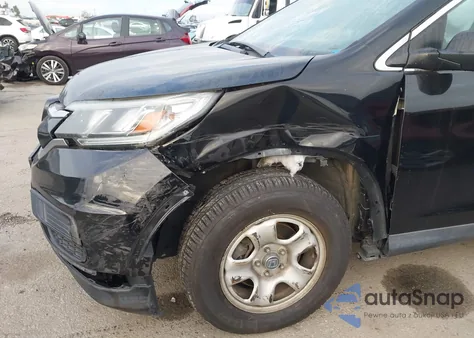 2016 Honda Cr-V Lx z USA, uszkodzony, nr VIN 3CZRM3H3XGG704251